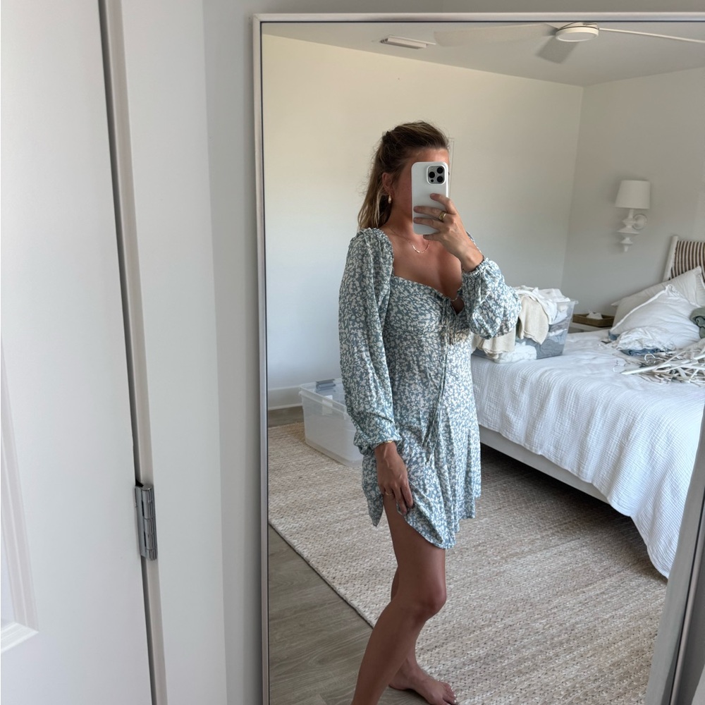 Floral Dress - Picture 2 of 4